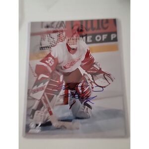 Dominik Hasek Autographed 8x10 Photo‎ With Coa